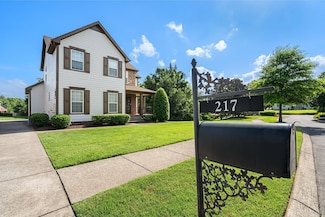 217 Karen Dr, Mount Juliet, TN 37122