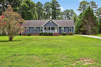 105 Homestead Rd, Franklin, VA 23851