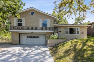2514 Glennor Rd, Des Moines, IA 50310