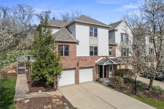 121 Fairway Landings Dr, Canonsburg, PA 15317