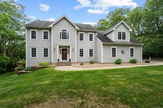 67 Warren Glen, Burlington, CT 06013