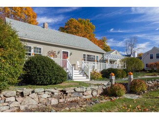68 Spring Hill Rd, New Castle, NH 03854