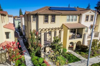 130 Minaret Ave, Mountain View, CA 94043