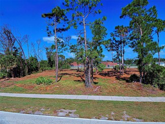 471 Boundary Blvd, Rotonda West, FL 33947