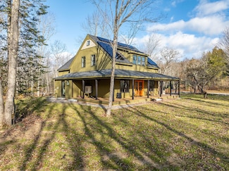 185 Glenwood Ln, Northport, ME 04849