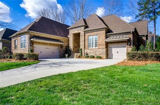 5726 Copperleaf Commons Ct, Charlotte, NC 28277