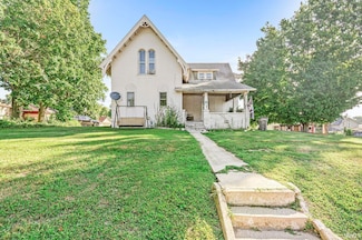 122 Crescent St, Goshen, IN 46528
