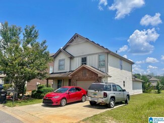6672 Woodford Ln, Bessemer, AL 35022
