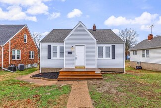 302 7th Ave, Crystal City, MO 63019