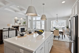 6629 Harvest Trail, Chaska, MN 55318