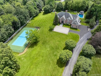 839 Mount Kisco Rd, Armonk, NY 10504