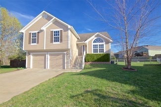 304 Givan Ct, Belton, MO 64012
