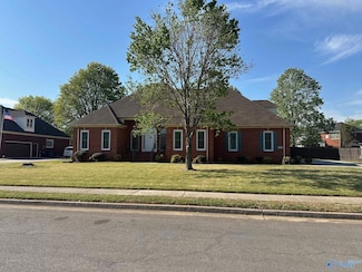 111 Waterleaf Rd, Huntsville, AL 35811