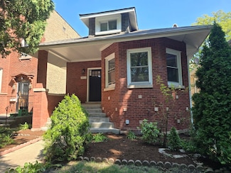 5423 N Sawyer Ave, Chicago, IL 60625