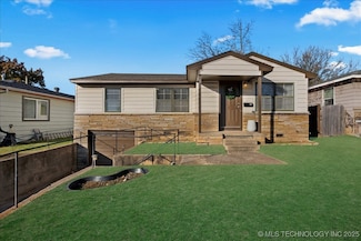 810 Washington Ave, Sand Springs, OK 74063