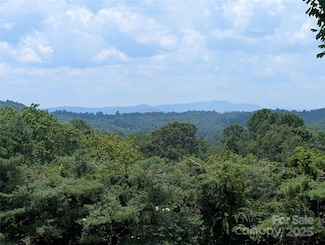 403 Union Hill Rd, Hendersonville, NC 28792