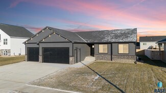 620 Highland St, Harrisburg, SD 57032