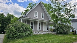 83 W Main St, Bradford, NH 03221