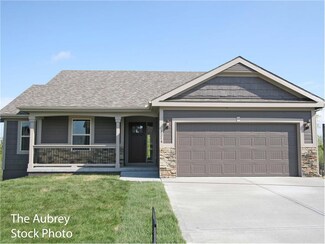 5018 N White Ave, Kansas City, MO 64119