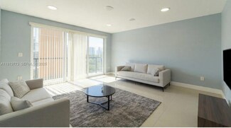 1070 W 43rd Place Unit 38, Hialeah, FL 33012