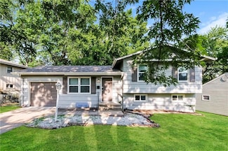 7106 Ballentine St, Shawnee, KS 66203
