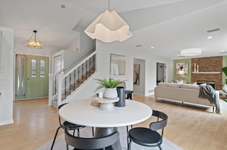 7086 Union Terrace Ln N, Maple Grove, MN 55369