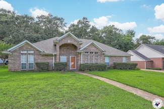 203 Peter Alan, Wake Village, TX 75501