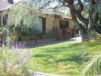 2945 Claremont Heights Dr, Claremont, CA 91711