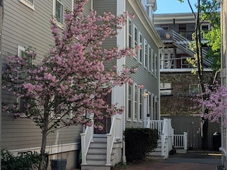 26 White Place Unit 3, Brookline, MA 02445