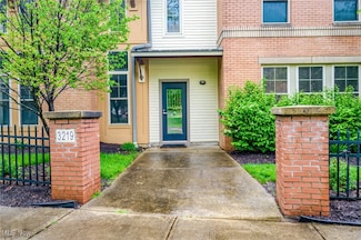 3219 Euclid Heights Blvd, Cleveland, OH 44118