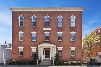 129 Essex St Unit 1, Salem, MA 01970