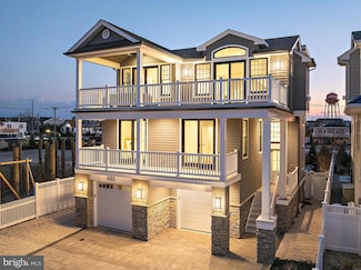 322 N 3rd St, Surf City, NJ 08008