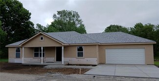 300 Maple Terrace, Maysville, MO 64469