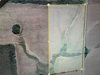 911 W 23rd St, Ottawa, KS 66067