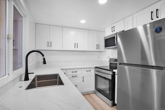 910 N Fig St Unit B, Escondido, CA 92026