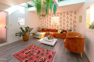 6835 Pacific View Dr, Los Angeles, CA 90068