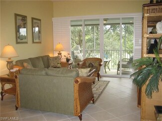 3465 Laurel Greens Ln S Unit 203, Naples, FL 34119
