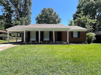 1343 Dove St, Memphis, TN 38127