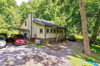 3255 Bear Mountain Ln, Sevierville, TN 37876