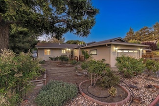 337 Roble Ave, Redwood City, CA 94061