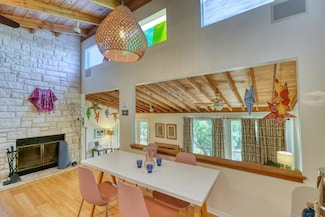 1013 Council St, Burnet, TX 78611