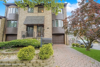 78 Claradon Ln Unit 170, Staten Island, NY 10305