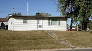 203 Mckenzie St, Barnard, MO 64423