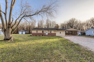 7855 Brosend Rd, Newburgh, IN 47630