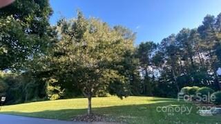 200 Harbor Ridge Dr, Connelly Springs, NC 28612