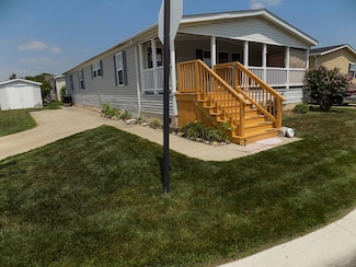 3629 Mcintosh Ln, Carleton, MI 48117