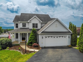 140 Saint Andrews Dr, Horseheads, NY 14845