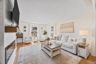 1009 Riviera Ave SE, Huntsville, AL 35802