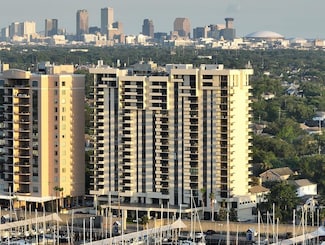 300 Lake Marina Ave Unit 5A, New Orleans, LA 70124