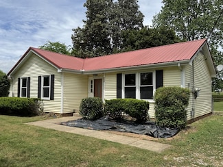 354 Grassland Dr, Clarksville, TN 37043